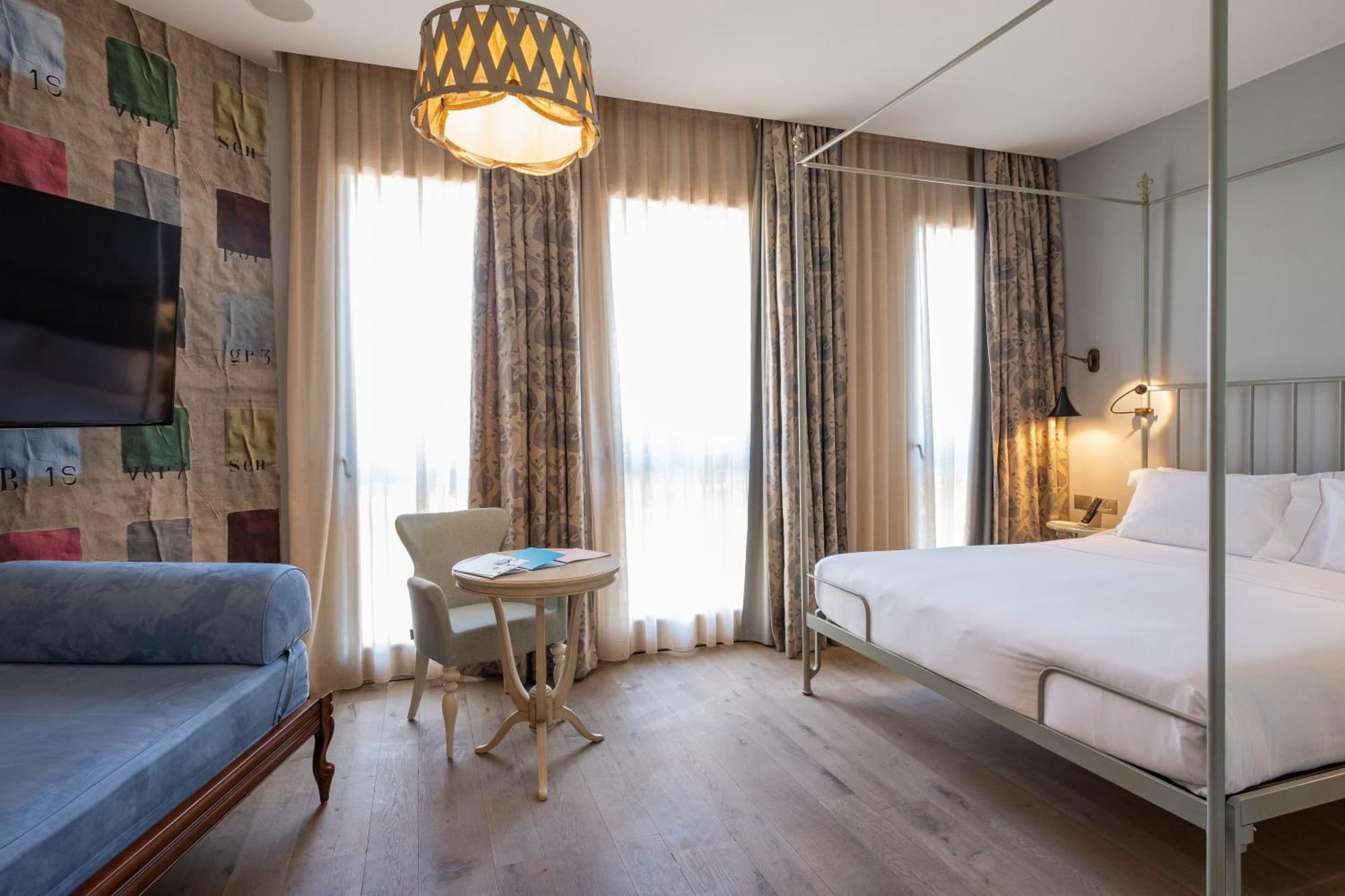 Ville Sull'Arno Флоренція Екстер'єр фото A room at the hotel